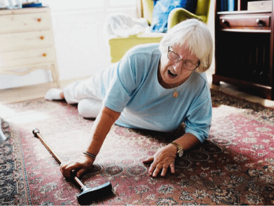 prevenir caídas en personas mayores